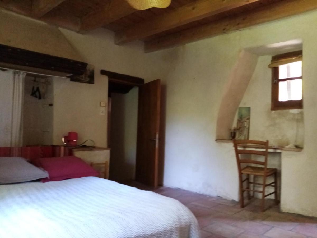 Bed and Breakfast Mas Des Nabieres Saint-Martial  Exterior foto